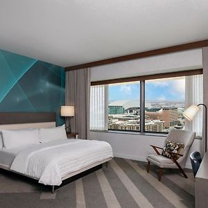 Guest Room 1 King